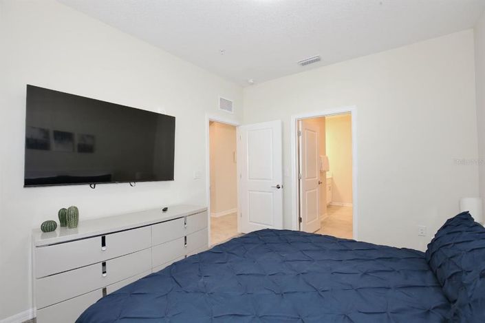 Image No.30-2 Bed Apartment for sale