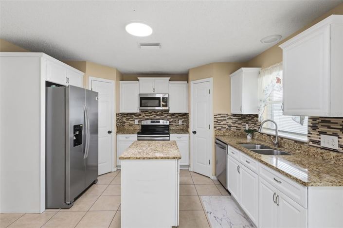 Image No.7-Maison de 5 chambres à vendre à Saint John