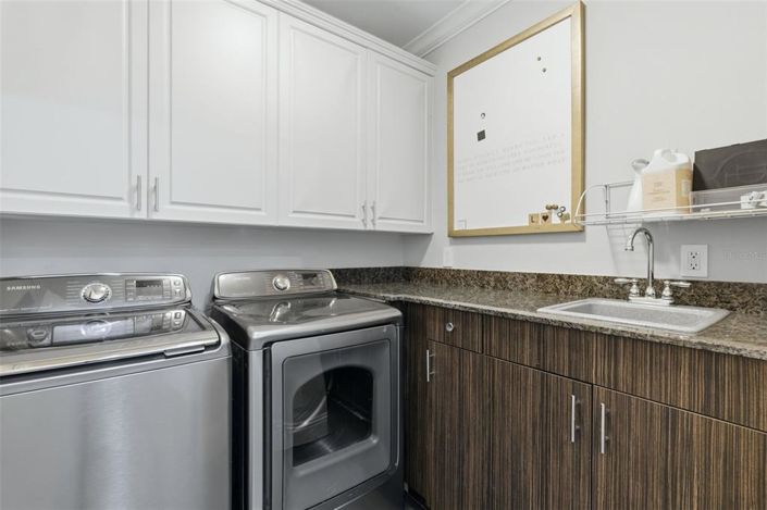 Image No.34-4 Bed House for sale