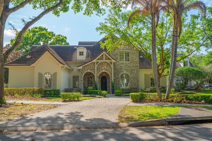 Image No.6-4 Bed House for sale