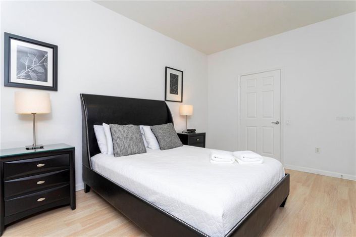 Image No.20-3 Bed Apartment for sale