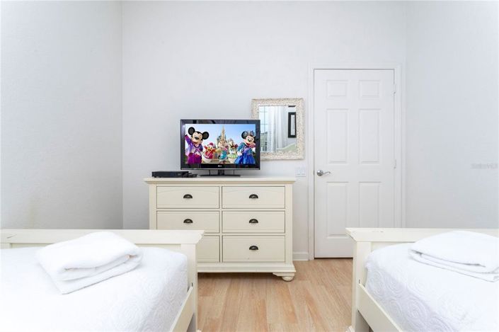 Image No.24-3 Bed Apartment for sale