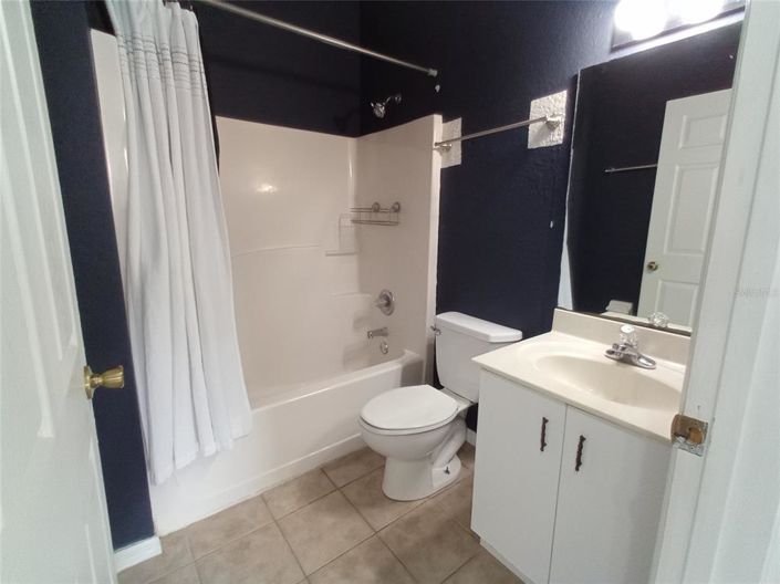 Image No.20-2 Bed Apartment for sale