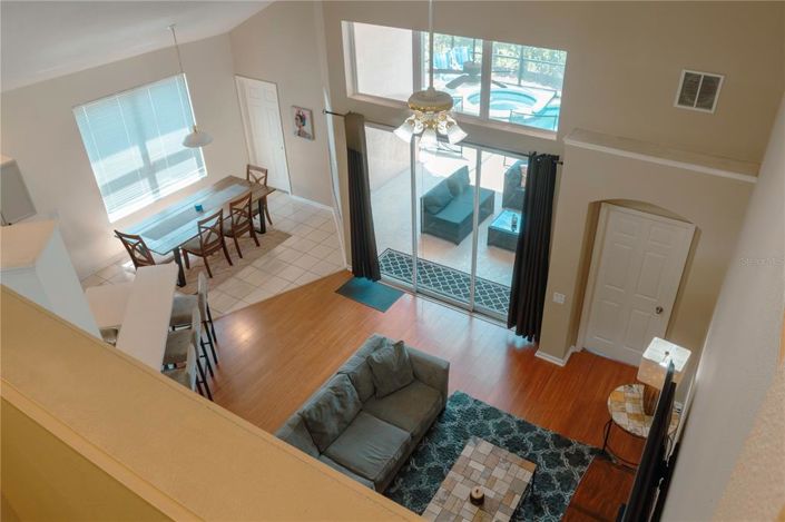 Image No.37-5 Bed House for sale