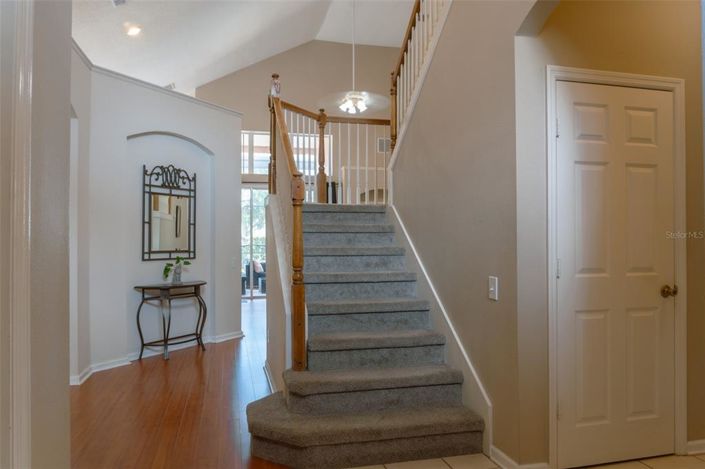 Image No.5-5 Bed House for sale