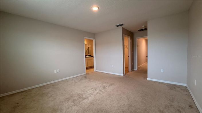 Image No.23-3 Bed Townhouse for sale