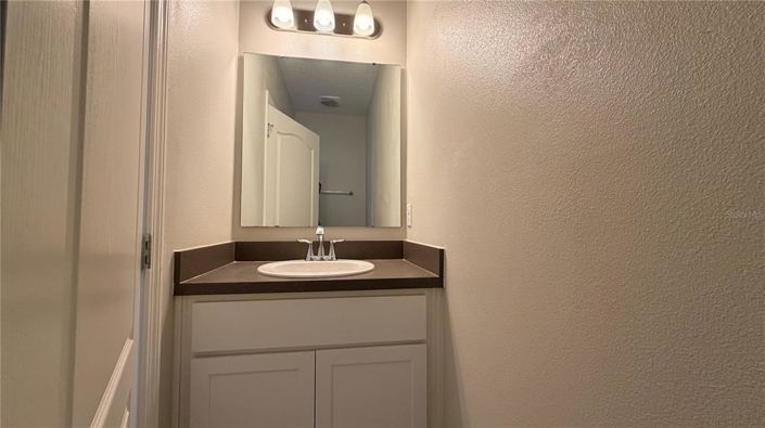 Image No.29-3 Bed Townhouse for sale