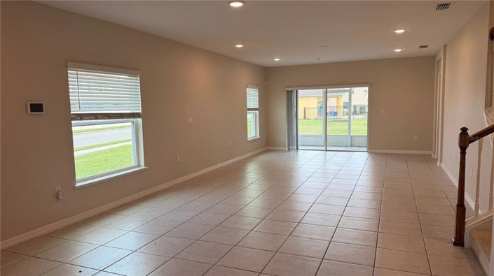 Image No.9-3 Bed Townhouse for sale