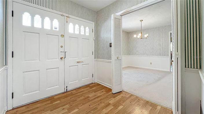 Image No.10-4 Bed House for sale