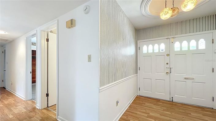 Image No.25-4 Bed House for sale