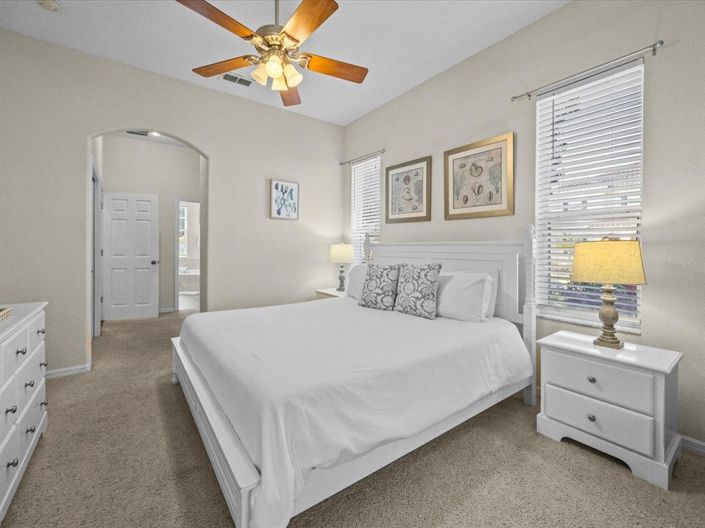 Image No.15-5 Bed House for sale