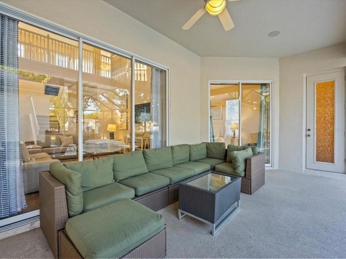 Image No.34-5 Bed House for sale