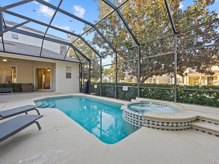 Image No.38-5 Bed House for sale