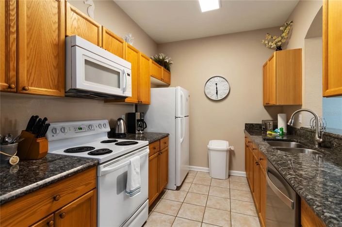 Image No.14-3 Bed Apartment for sale