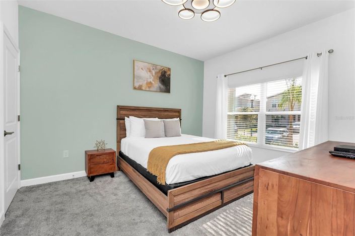 Image No.24-4 Bed Townhouse for sale