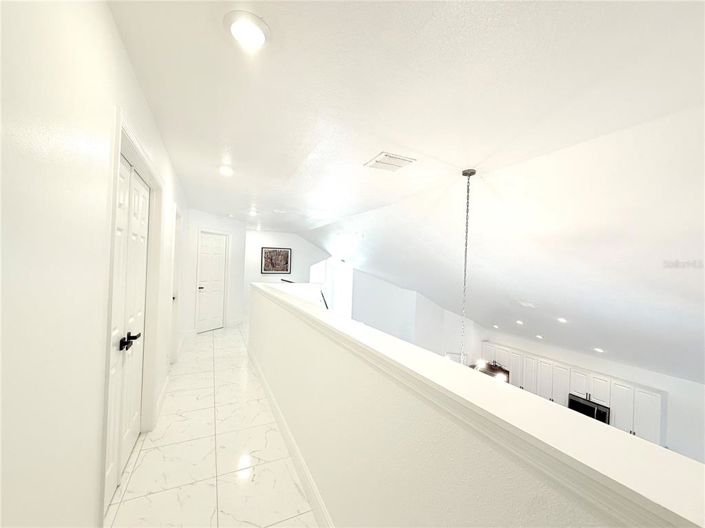 Image No.31-6 Bed House for sale