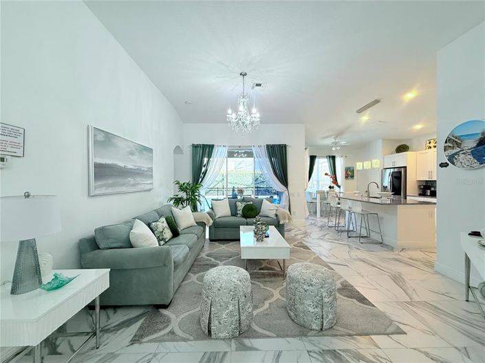 Image No.19-4 Bed House for sale