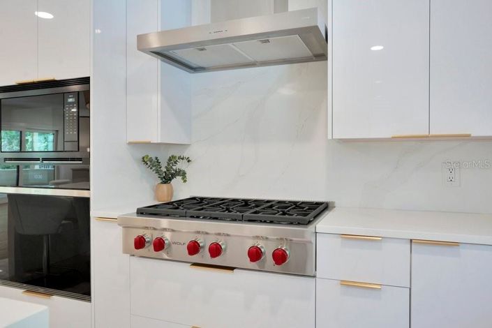 Image No.11-3 Bed House for sale