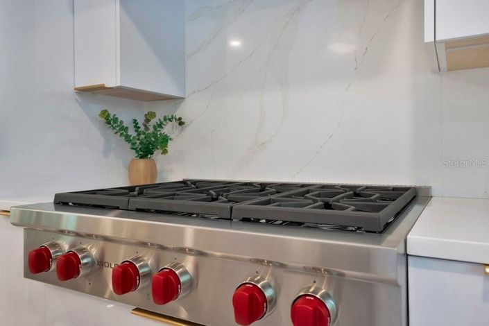 Image No.12-3 Bed House for sale