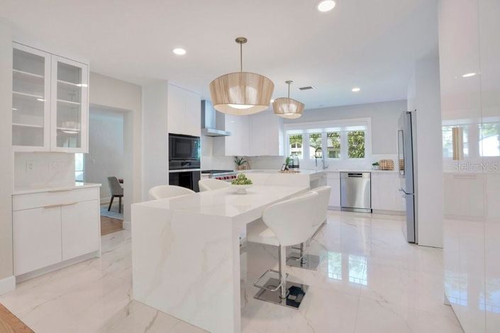 Image No.14-3 Bed House for sale