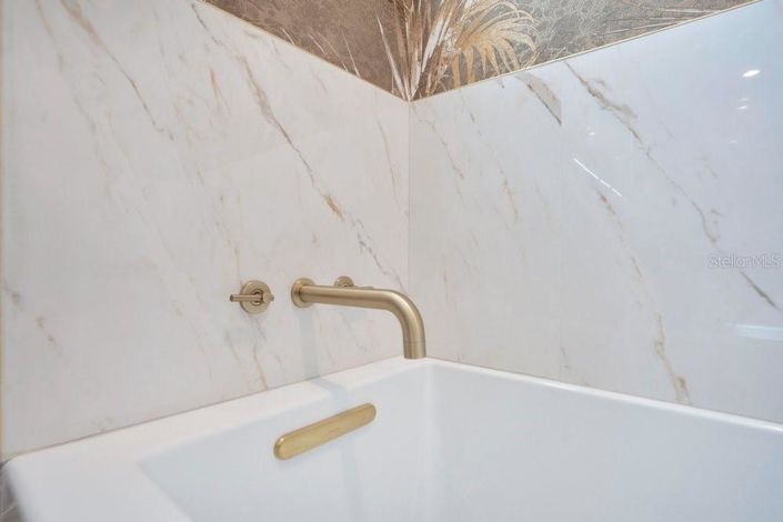 Image No.28-3 Bed House for sale