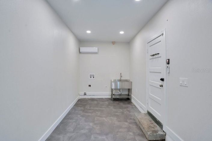 Image No.41-3 Bed House for sale