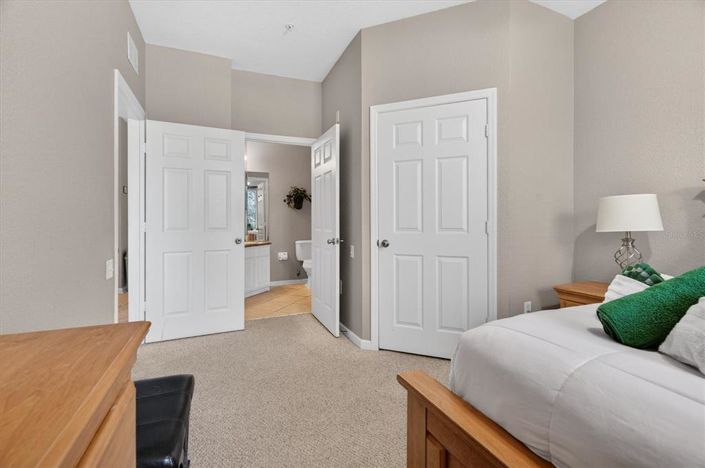 Image No.14-3 Bed Apartment for sale