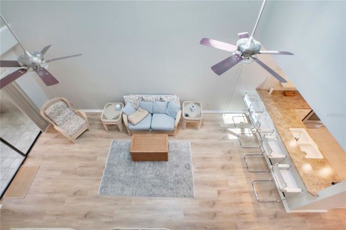 Image No.22-3 Bed Townhouse for sale