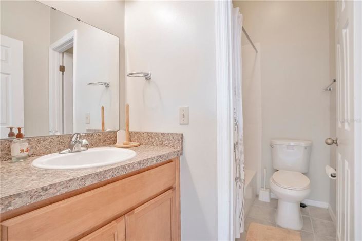 Image No.25-3 Bed Townhouse for sale