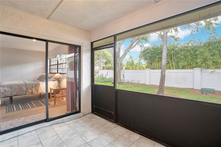 Image No.30-3 Bed Townhouse for sale