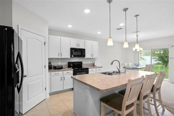 Image No.12-8 Bed House for sale