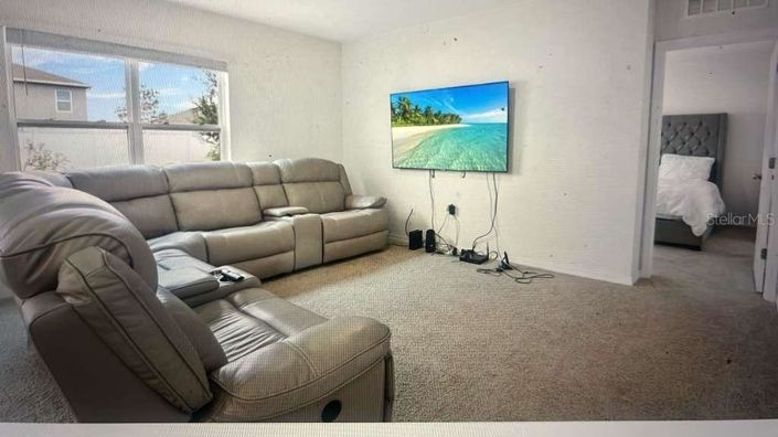 Image No.16-8 Bed House for sale