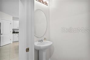 Image No.18-8 Bed House for sale