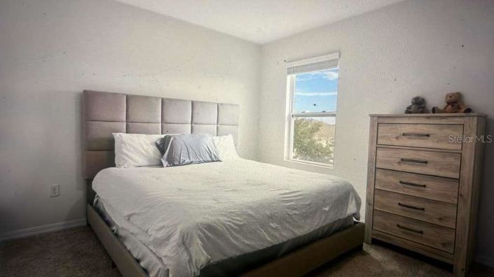 Image No.19-8 Bed House for sale