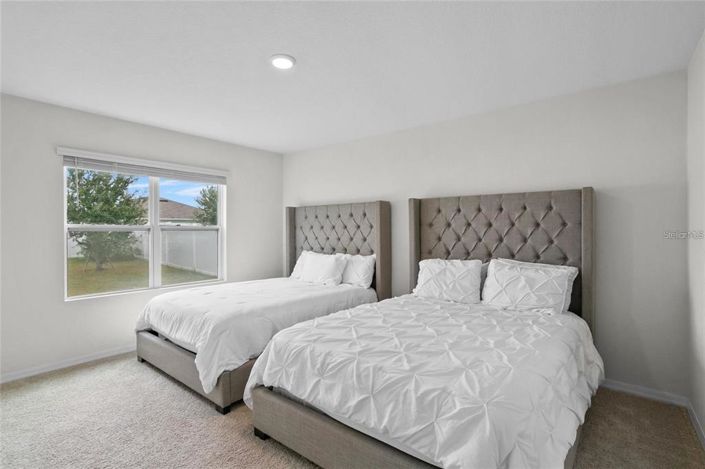 Image No.24-8 Bed House for sale