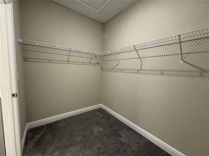 Image No.29-3 Bed Townhouse for sale