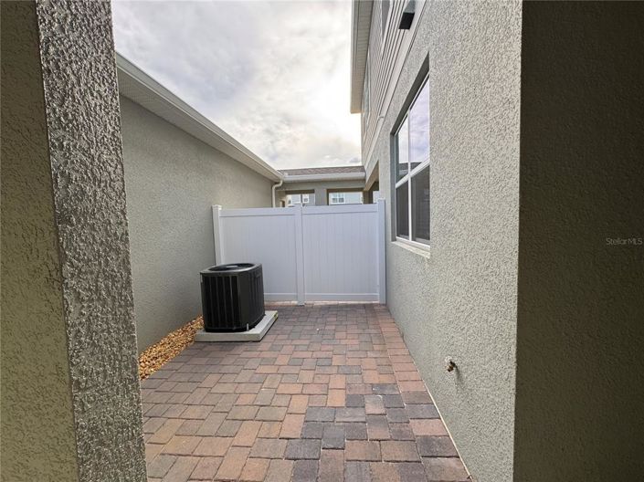 Image No.42-3 Bed Townhouse for sale