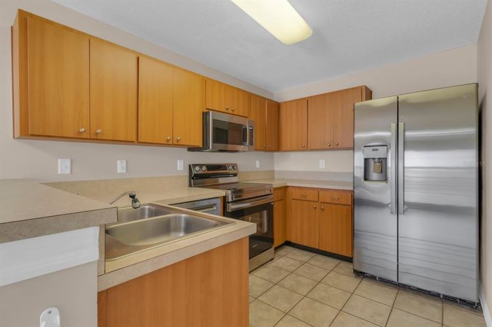 Image No.9-2 Bed Villa for sale