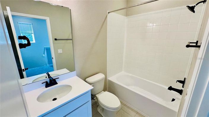 Image No.19-3 Bed Townhouse for sale