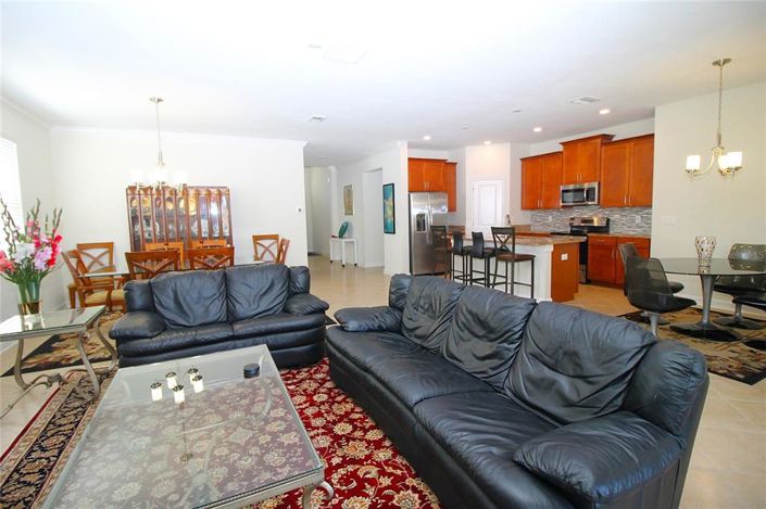 Image No.6-3 Bed House for sale