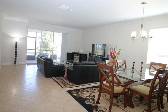 Image No.9-3 Bed House for sale