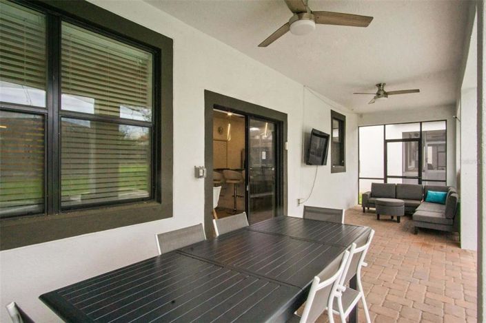 Image No.9-6 Bed House for sale