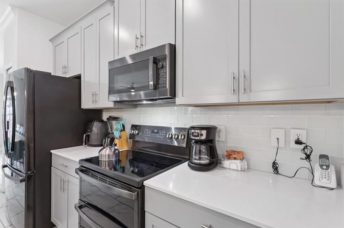 Image No.14-5 Bed Townhouse for sale