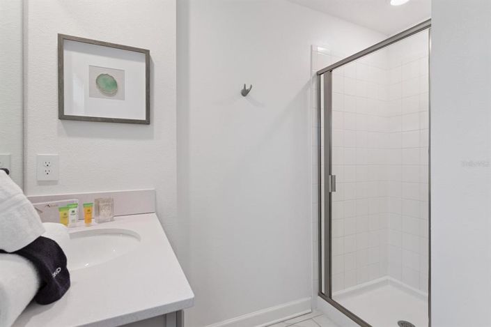 Image No.19-5 Bed Townhouse for sale