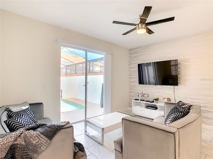 Image No.13-4 Bed Townhouse for sale