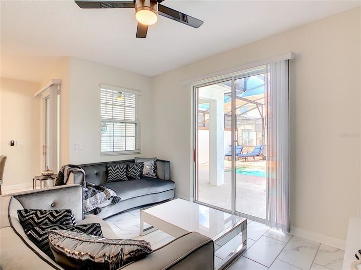 Image No.16-4 Bed Townhouse for sale