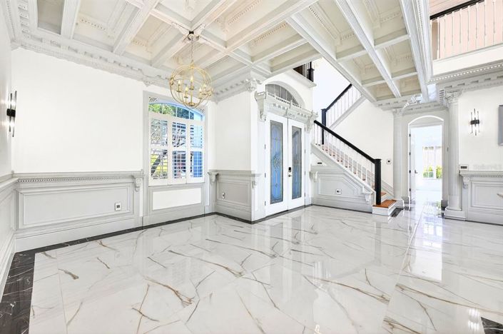 Image No.21-4 Bed House for sale