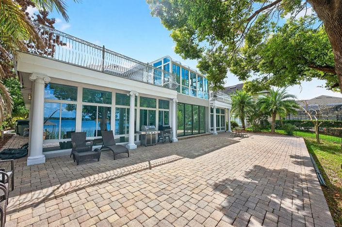 Image No.42-4 Bed House for sale