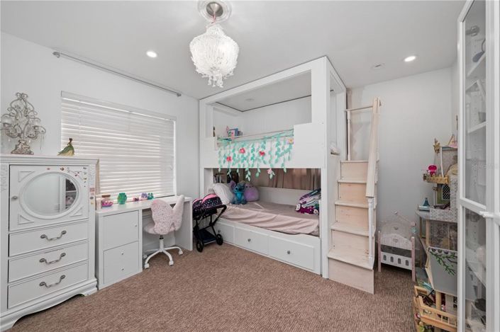 Image No.14-4 Bed House for sale