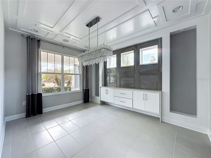 Image No.10-5 Bed House for sale